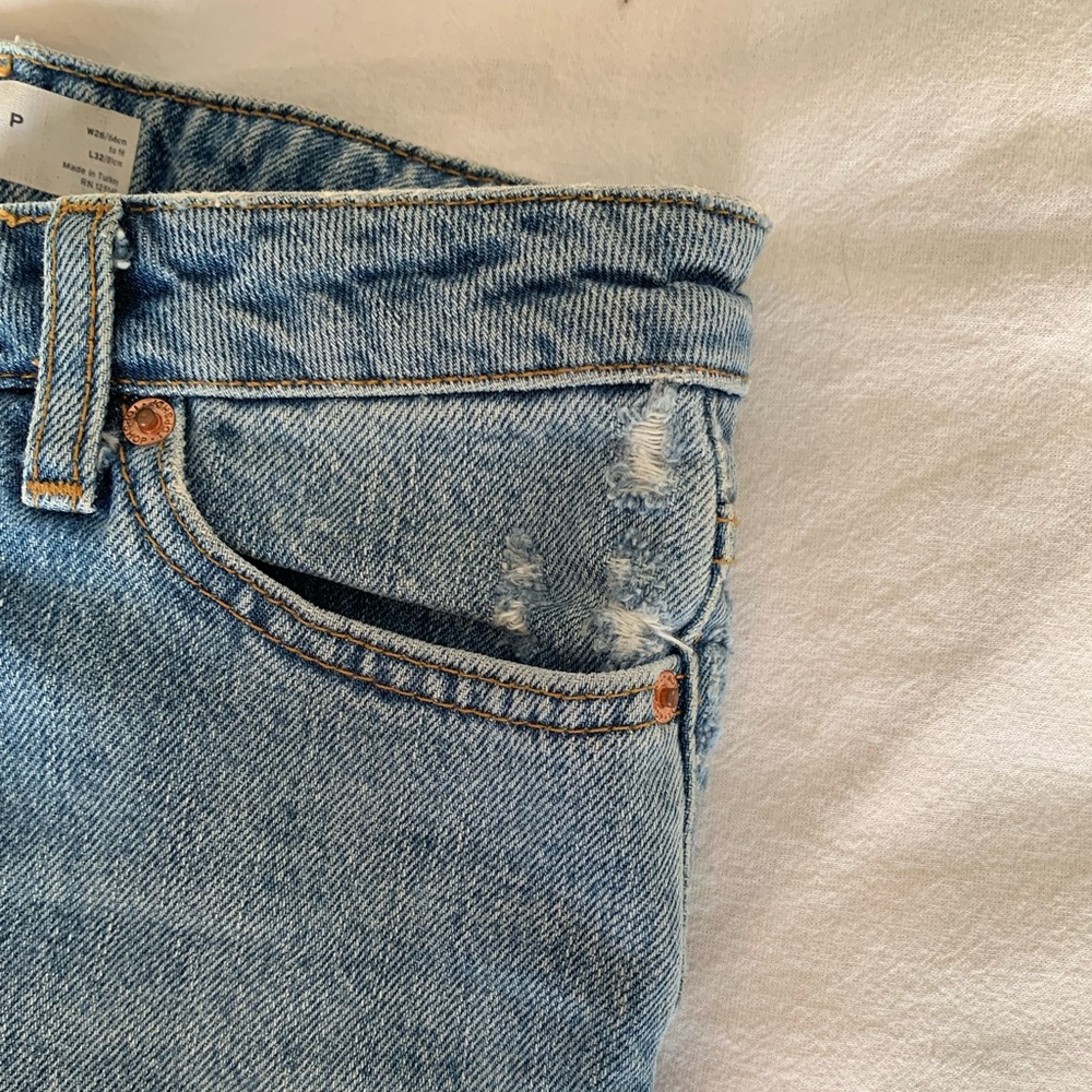 Topshop High Rise Light Wash Mom Jean